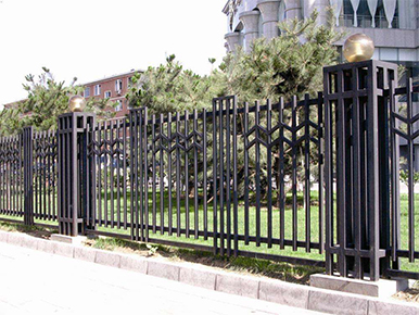 铁艺围栏——外墙护栏